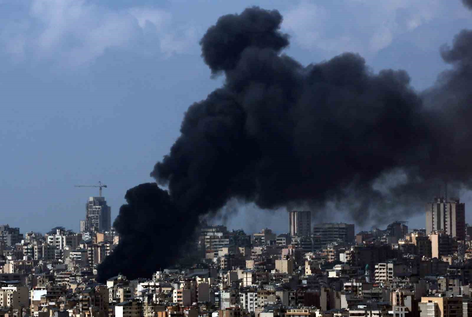 israilden lubnana catismalarin baslamasindan bu yana en buyuk hava saldirisi 6