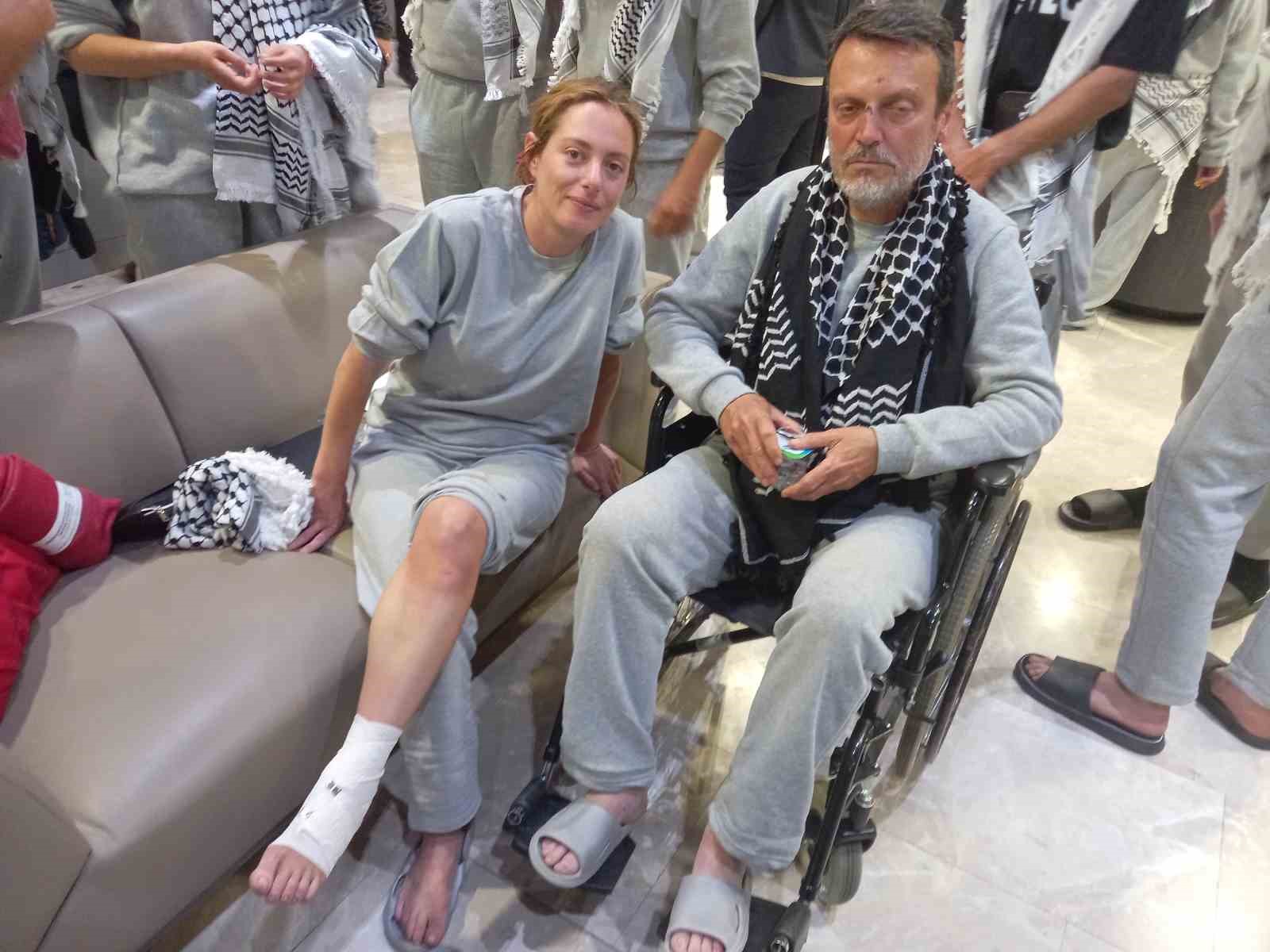 İsrail’in alıkoyduğu Küresel Sumud Filosu aktivistleri İstanbul’a geldi 5 israilin alikoydugu kuresel sumud filosu aktivistleri istanbula geldi 1 Y8SeH6bE