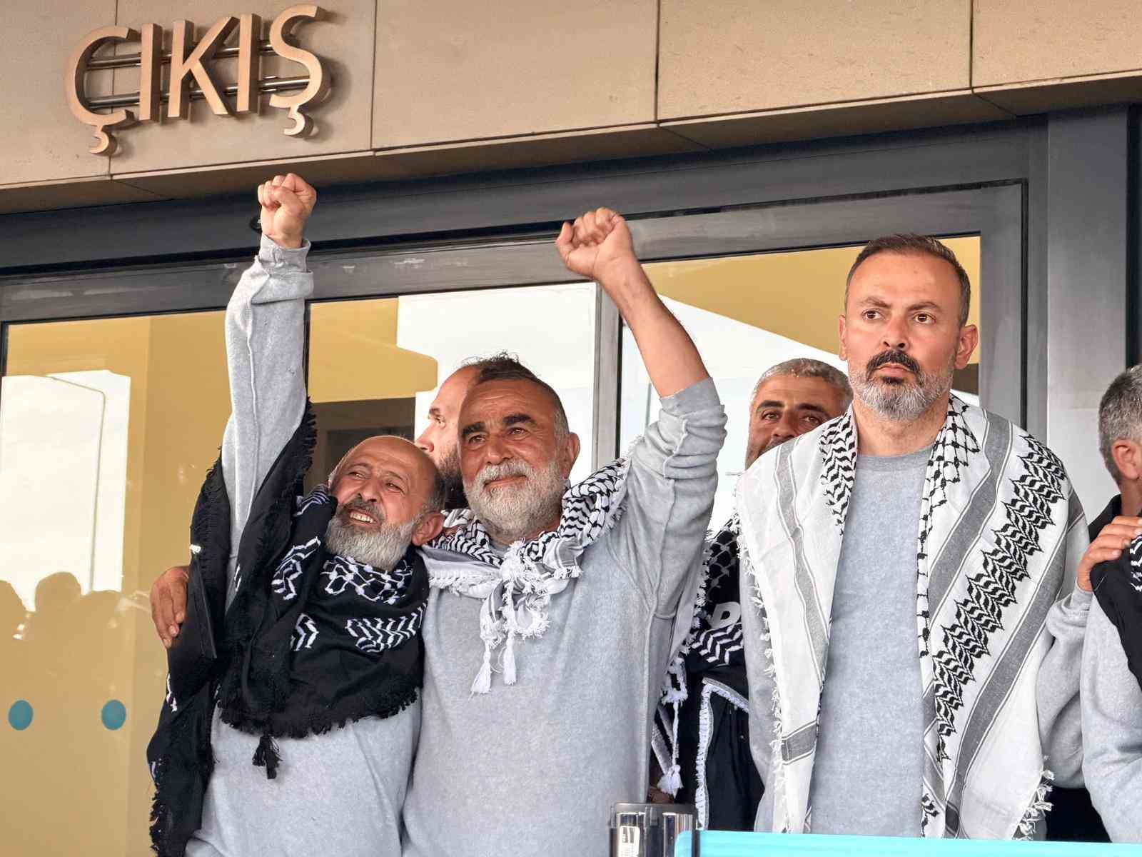 israilin alikoydugu kuresel sumud filosundaki 422 aktivist istanbula geldi 1 stOLqA3c