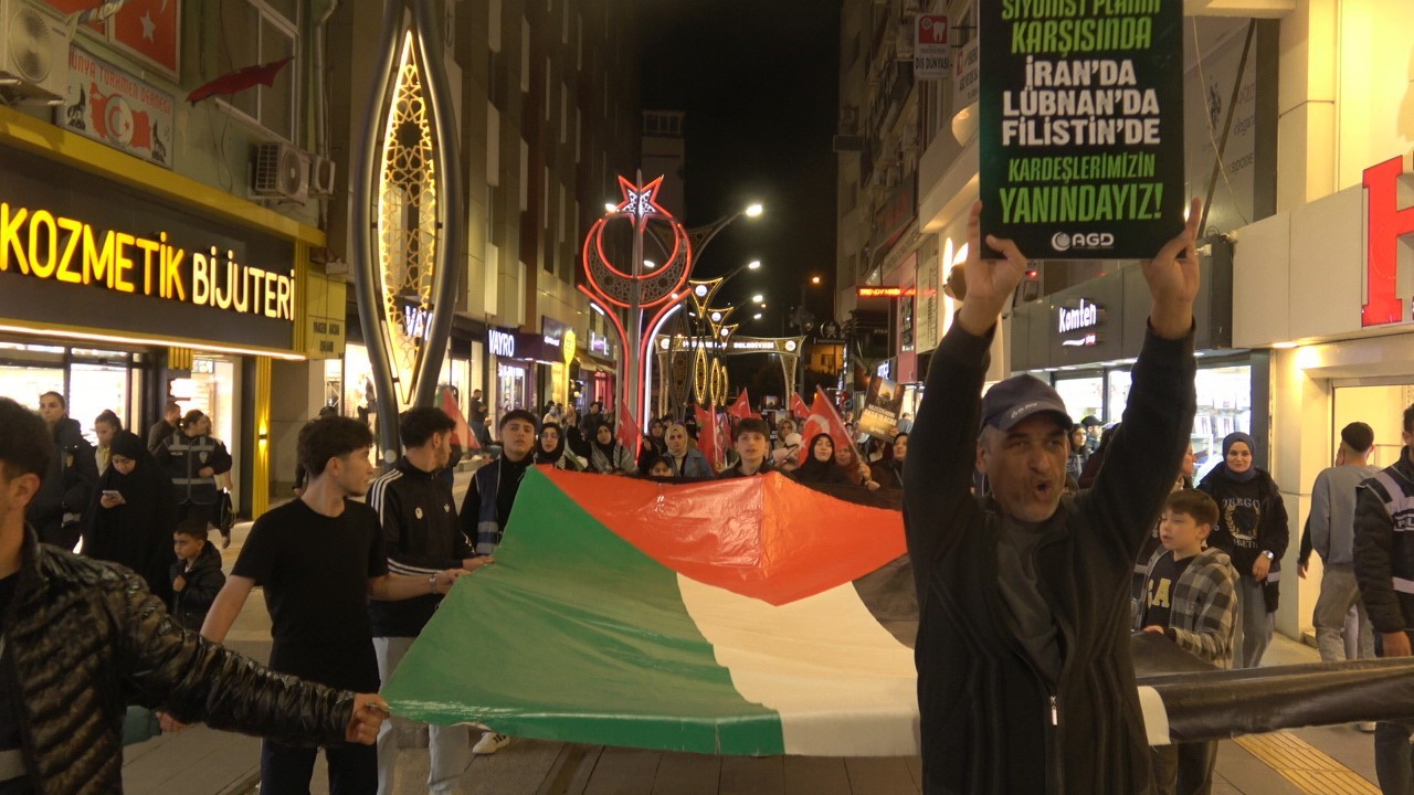 israilin zulmunu protesto etmek icin netanyahuyu idam ettiler 1 ps7wbHmS