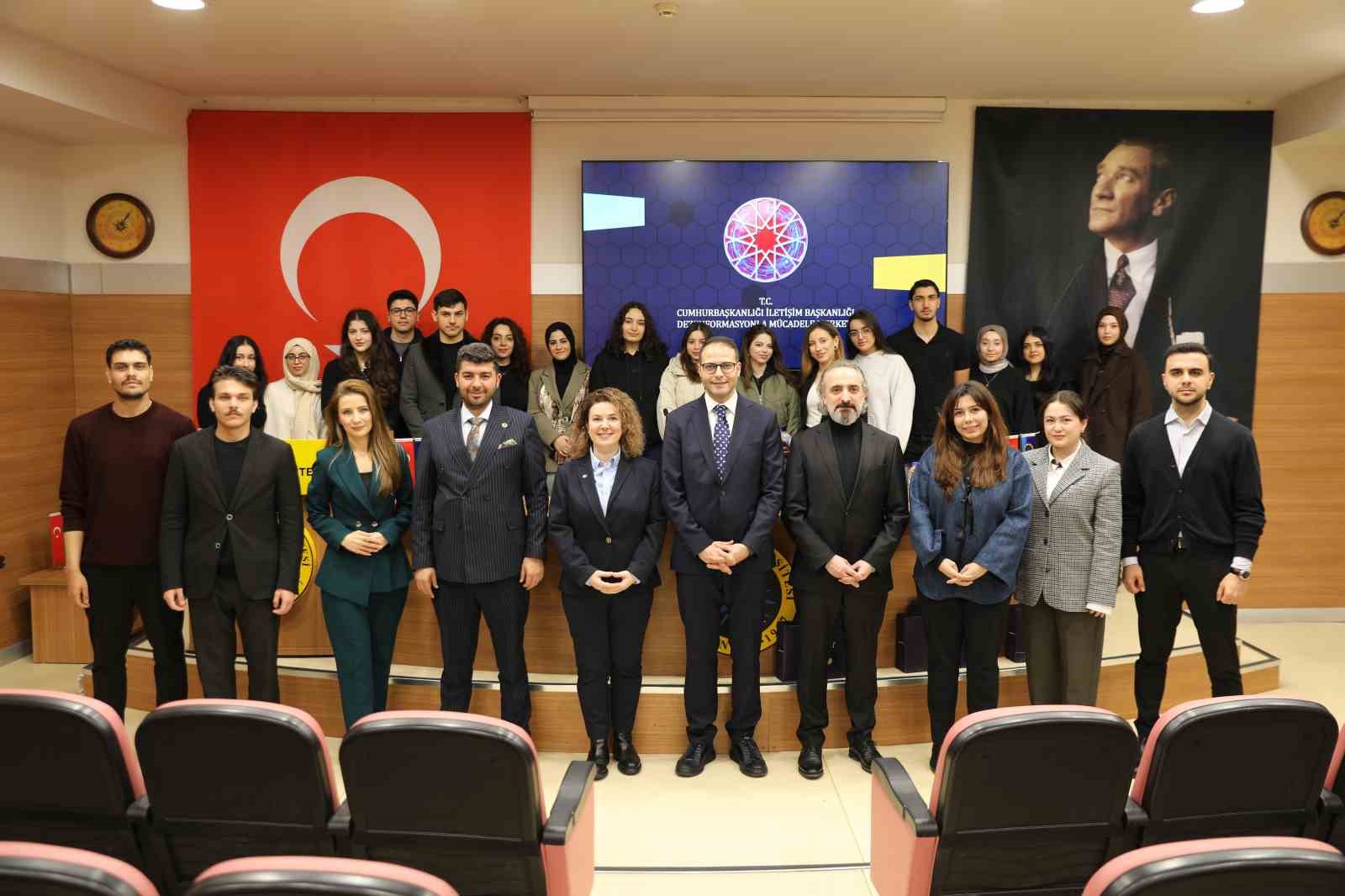 istanbul beykent universitesinde bilisim caginda dezenformasyon konusu ele alindi 1