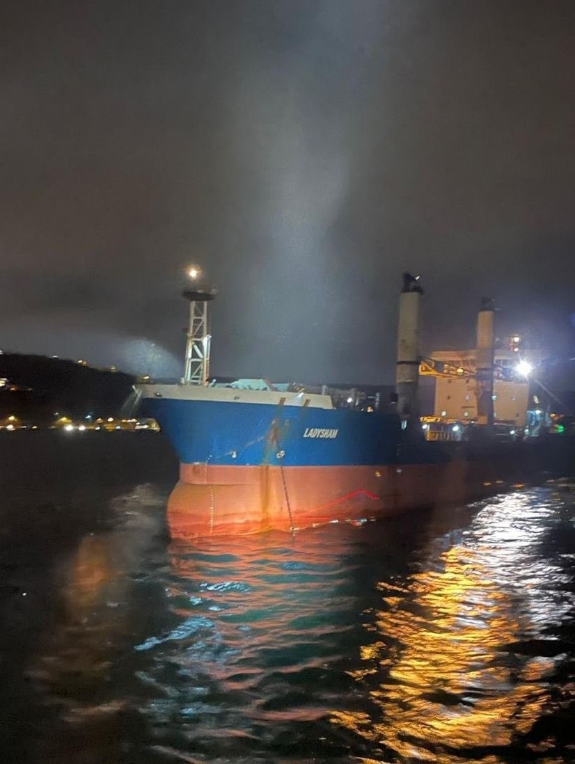 İstanbul Boğazı’nda demiri dolanan kargo gemisi, Büyükdere Liman’ına demirlendi 4 istanbul bogazinda demiri dolanan kargo gemisi buyukdere limanina demirlendi 0 TOmIqcrq