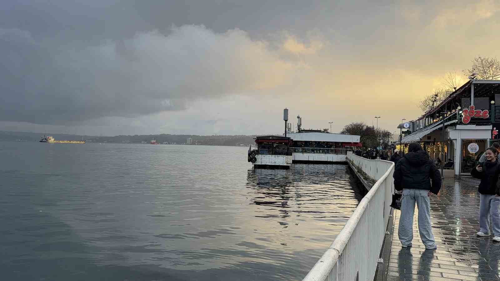 İstanbul Boğazı’nda gökkuşağı şöleni 6 istanbul bogazinda gokkusagi soleni 2 pjg1HRMG