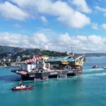istanbul-bogazindan-gecen-dev-vinc-gemisi-havadan-goruntulendi-DNWtGUkW.jpg