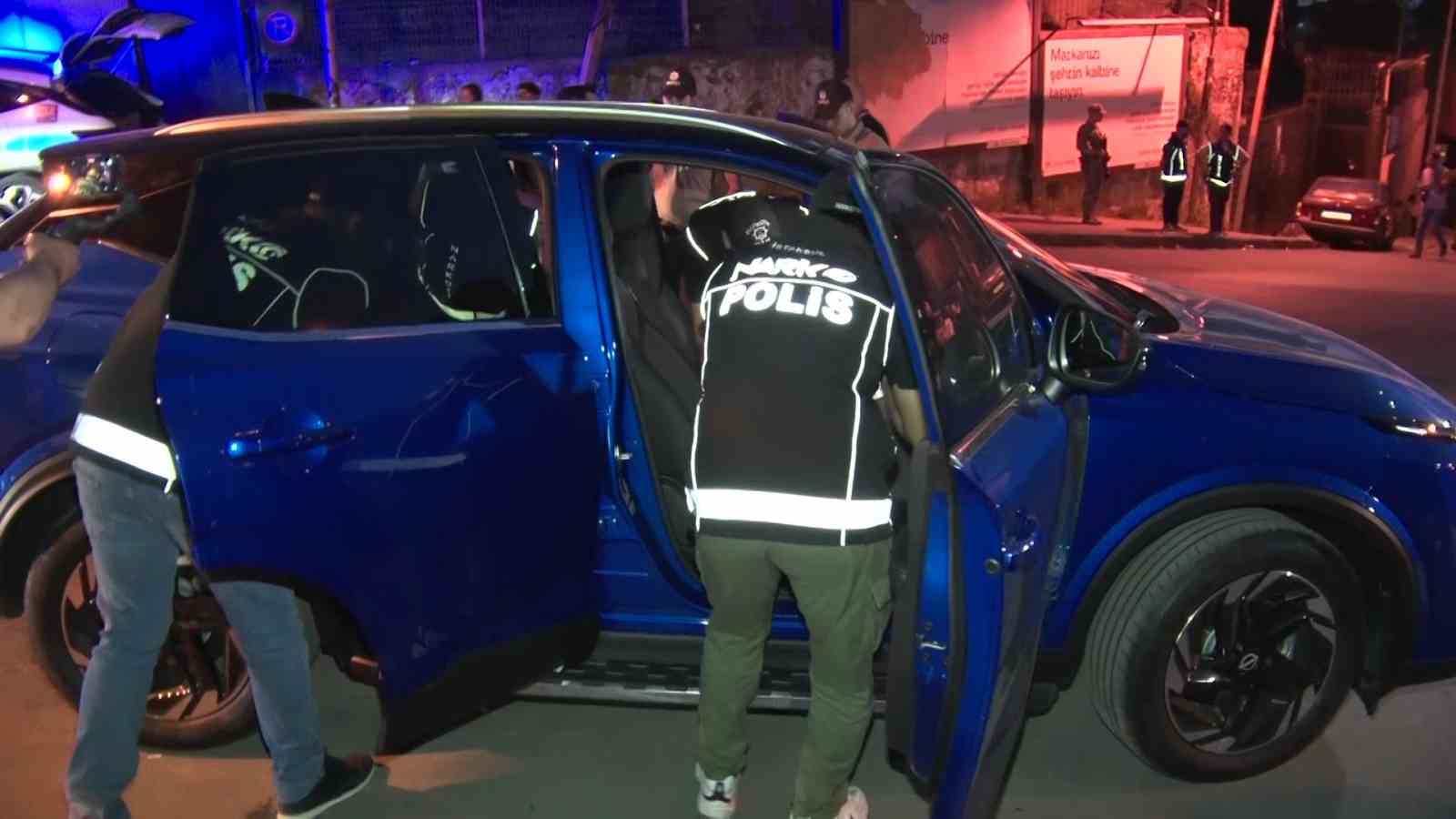 istanbul emniyet muduru yildiz sislideki narkotik ve asayis denetimine katildi 8 V5DyW5h1