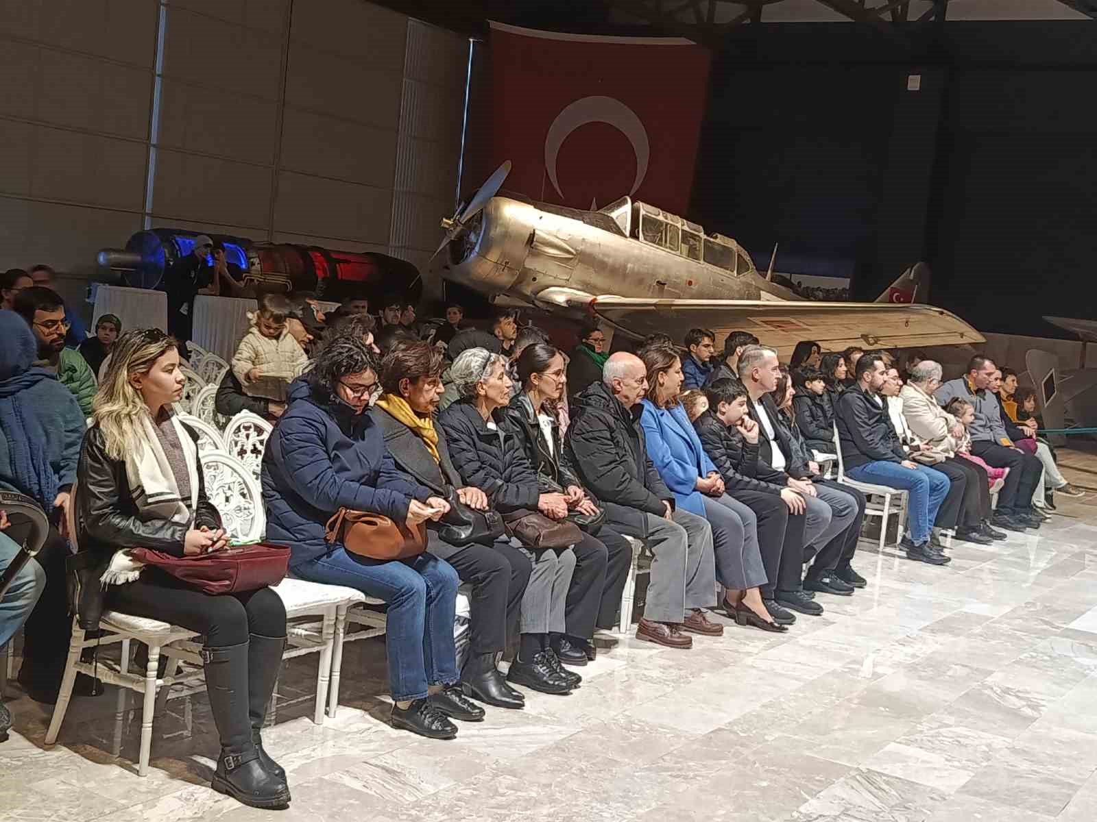 istanbul hava muzesinde kultur ve sanat ruzgari esti 0 esLhQgmR