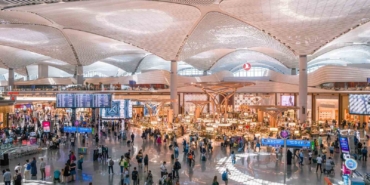 istanbul-havalimani-bayramda-873-bin-851-yolcuya-ev-sahipligi-yapti-TCHpJShd.jpg