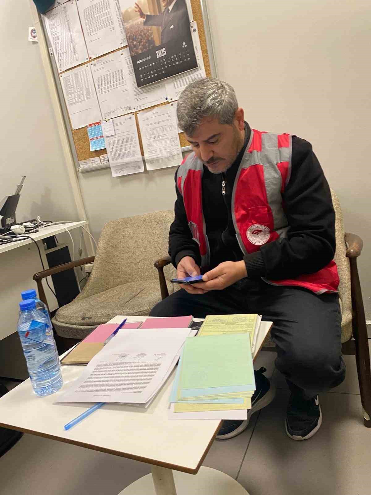istanbul havalimaninda 5 bin adet tibbi suluk ele gecirildi 4 r2TLq3hT