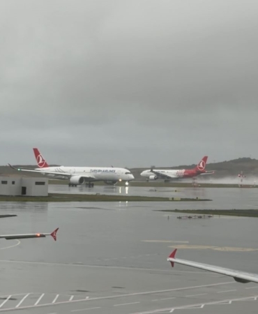 istanbul-havalimaninda-yagmur-s9ZpiUM3.jpg