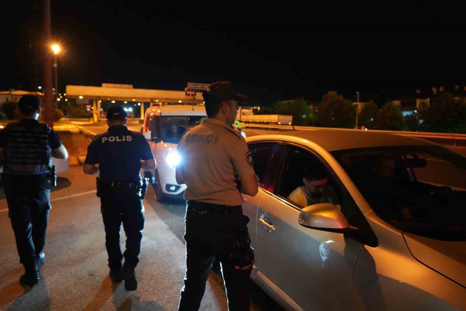 İstanbul ile Ankara’nın köprüsü Bolu geçişinde NATO denetimleri 7 istanbul ile ankaranin koprusu bolu gecisinde nato denetimleri 3 mvJqblDQ
