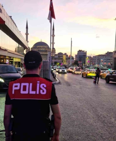 istanbul-kent-genelinde-helikopter-destekli-huzur-istanbul-denetimi-HjhyunWe.jpg