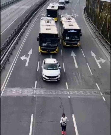 istanbul-maratonunda-sonuncu-olan-kosucu-birinciden-daha-populer-oldu-fyKBfjy6.jpg