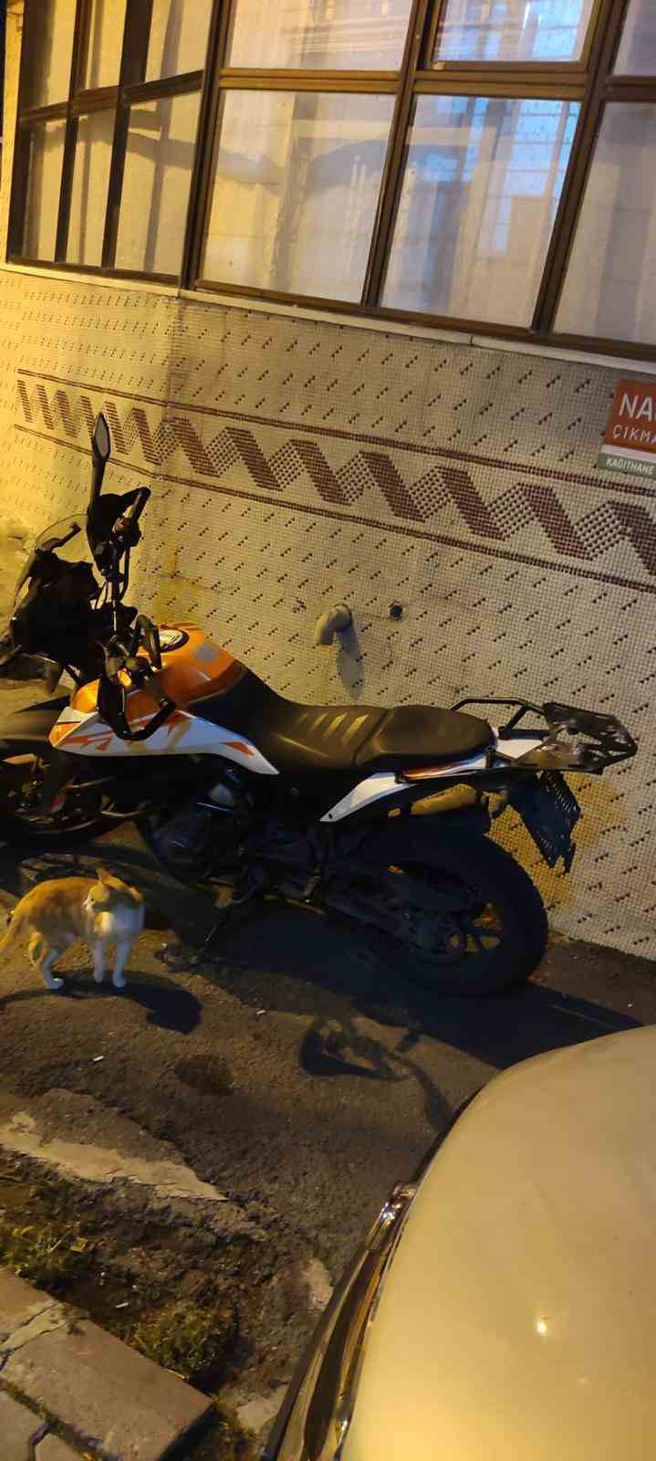 istanbul merkezli 3 ilde yeni nesli suc orgutune yonelik operasyon 105 adres arandi 89 DQH4HSpM