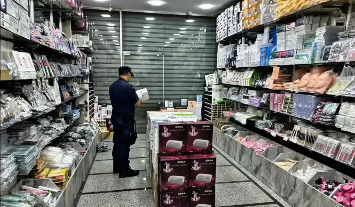 istanbul merkezli 4 ilde kacakcilik sebekesine es zamanli operasyon 22 gozalti 4 Kz6DuZTe