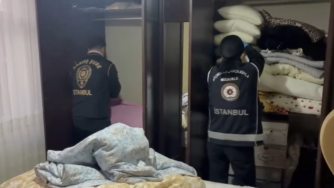 istanbul merkezli 6 ilde gocmen kacakciligi operasyonu 51 gozalti 1 FzjPjfvr