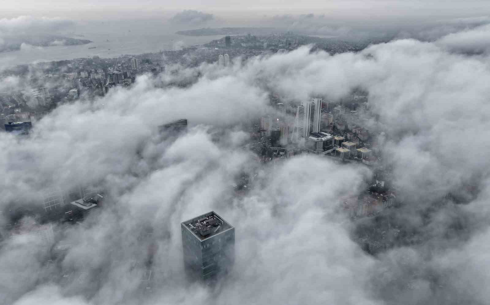 istanbul sisle uyandi mest eden goruntu havadan goruntulendi 10 ihYZPGyt