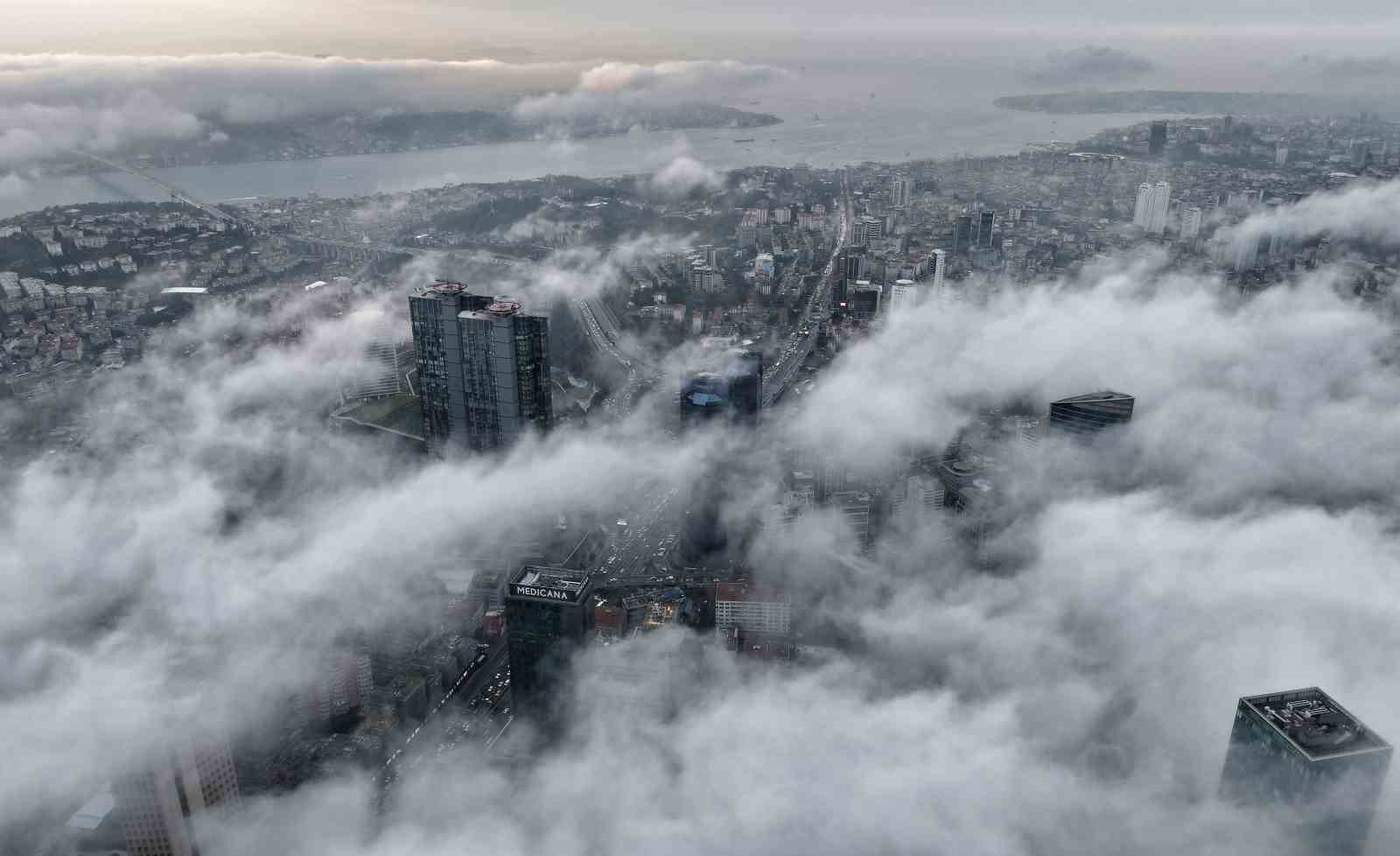 istanbul sisle uyandi mest eden goruntu havadan goruntulendi 9