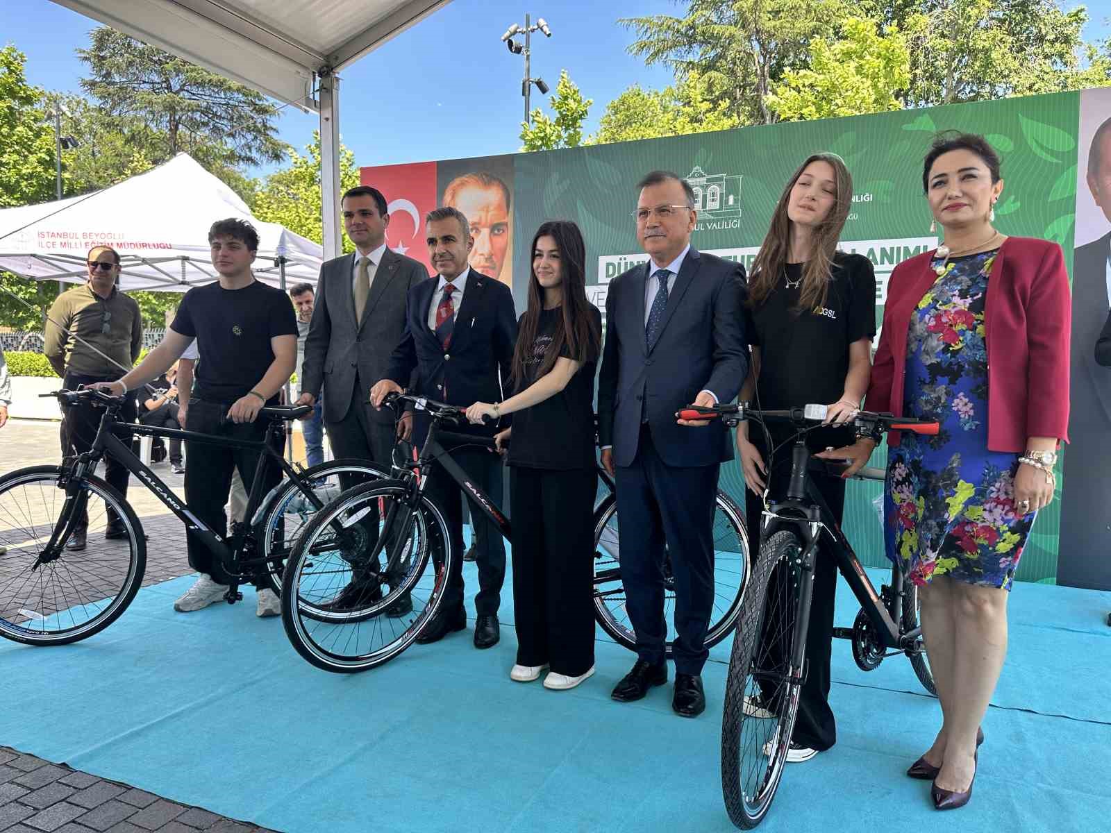 istanbul vali yardimcisi gozen uyusturucu kullanimi ve bagimlilik artik asrimizin en buyuk problemi haline