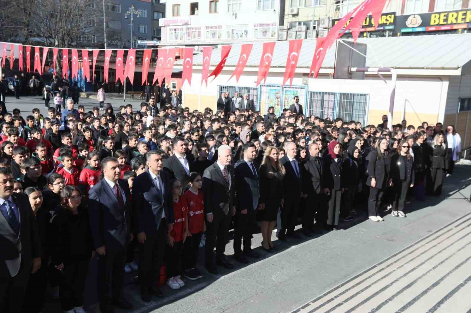 istanbul valisi davut gul istanbulda 1 milyon lisansli sporcu hedefimiz var 6 uUYMdKvD
