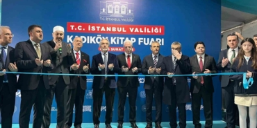 istanbul-valisi-gul-istanbul-valiligi-olarak-butun-ilcelerimizde-kitap-fuari-duzenleyecegiz-uMYJyH22.jpg