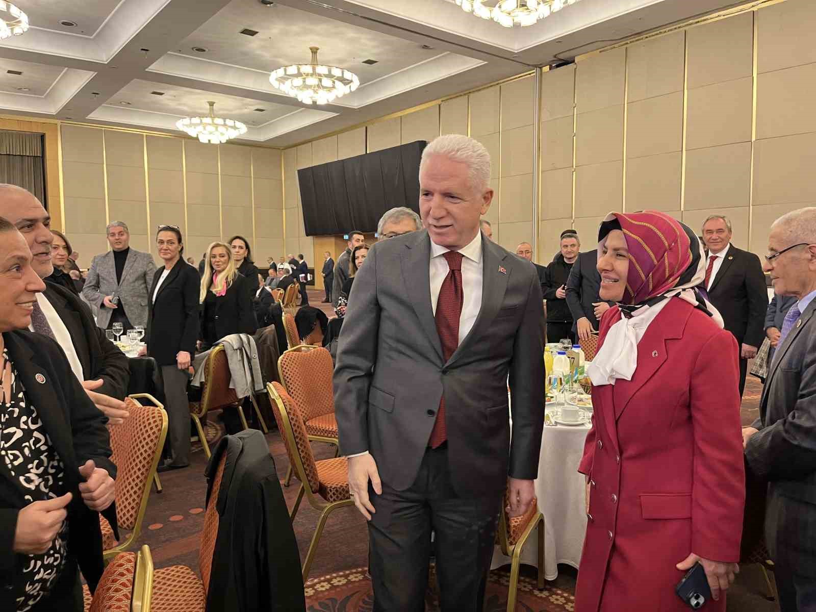 istanbul valisi gul istanbulda 100 tane kres 100 tane anaokulu ve 4 6 yas kuran wdr5gLHa