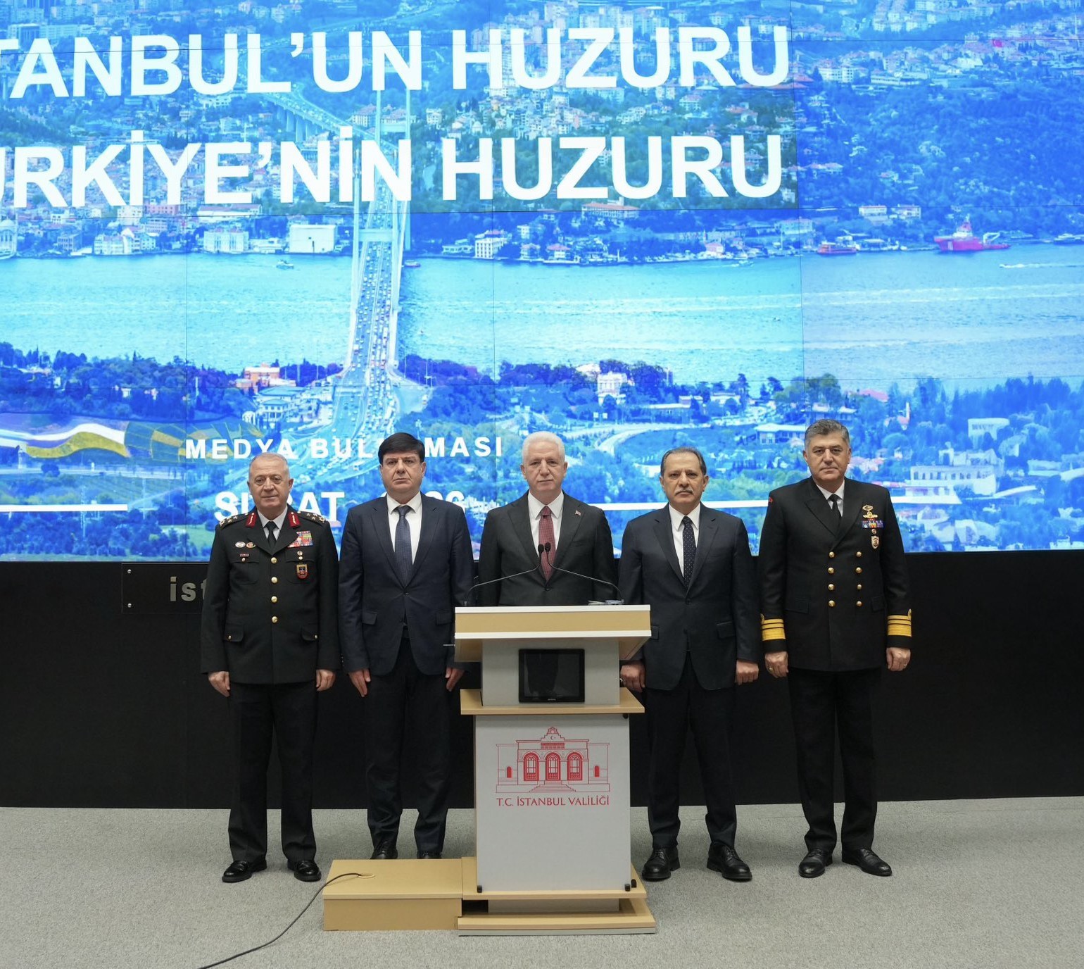 İstanbul Valisi Gül: "Terör örgütlerine yönelik operasyon sayısı geçen yılın aynı ayına göre yüzde 42 arttı" 4 istanbul valisi gul teror orgutlerine yonelik operasyon sayisi gecen yilin ayni ayina gore yuzde MHIbTpty
