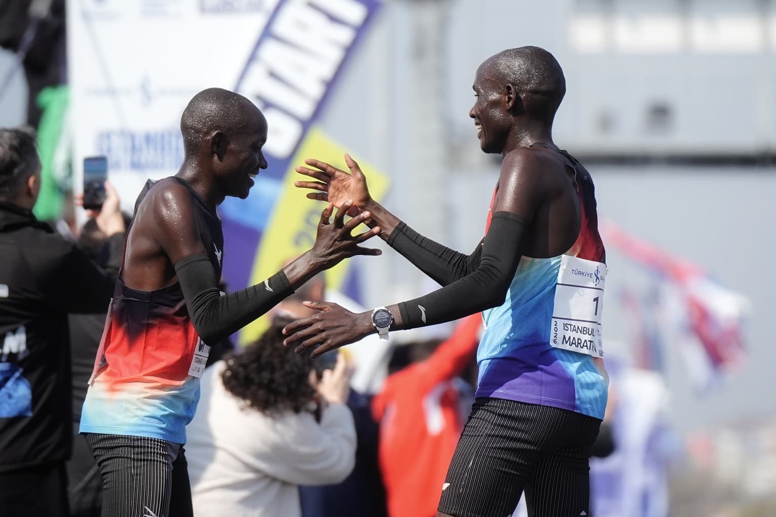 istanbul yari maratonunu erkeklerde alex matata kadinlarda purity gitonga kazandi 2