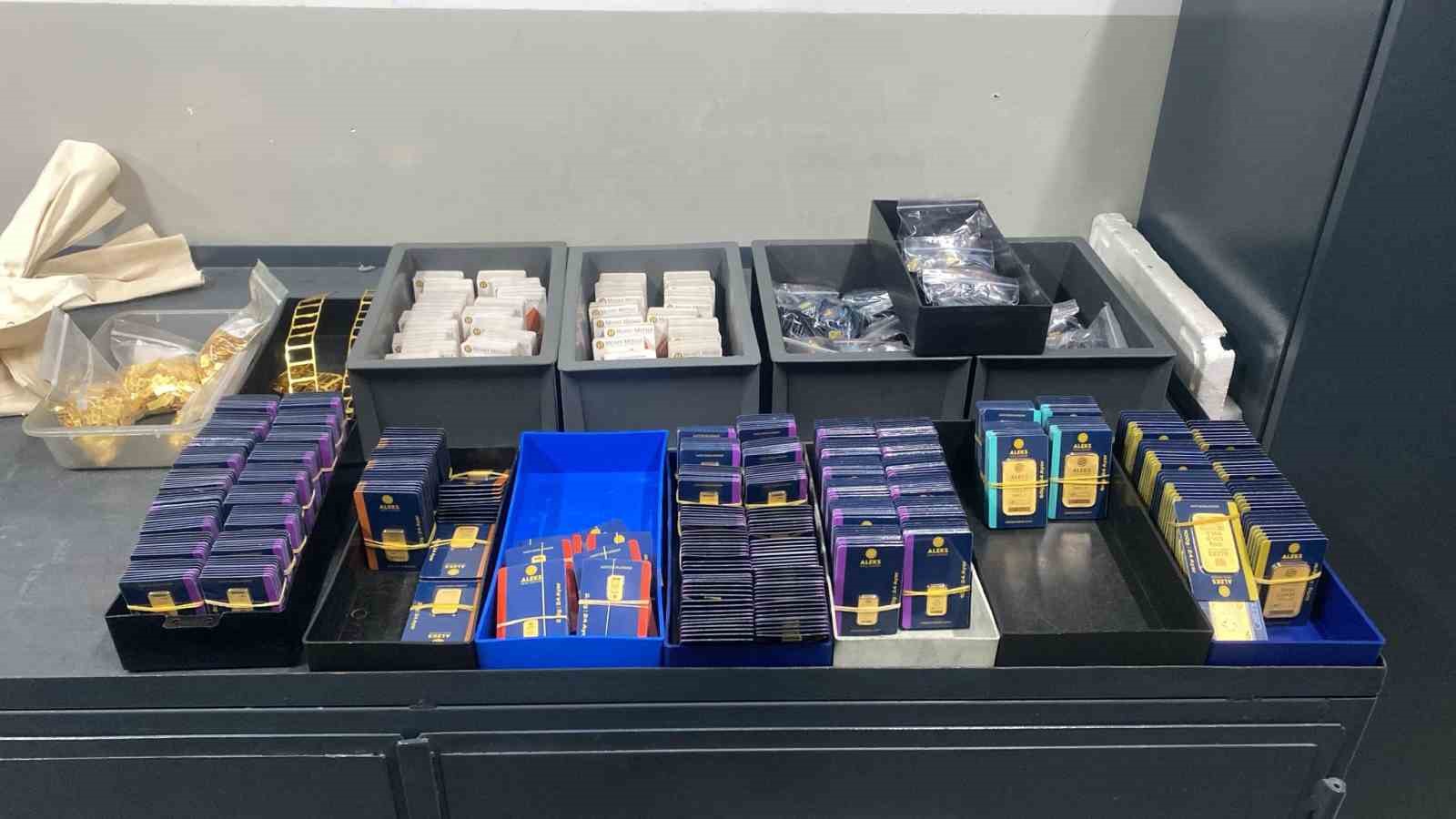 istanbulda 100 milyar lira kamu zararina neden olan suc orgutune yonelik operasyonun detaylari ortaya C617LKYY