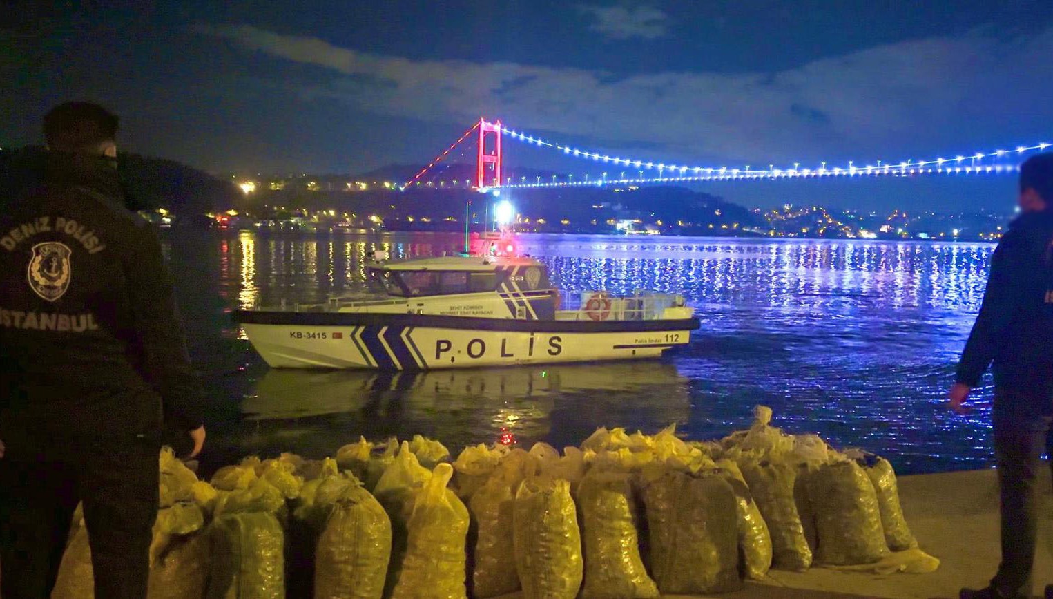istanbulda 2 ton 350 kilogram kacak midye ele gecirildi 0 MZmTpC3k