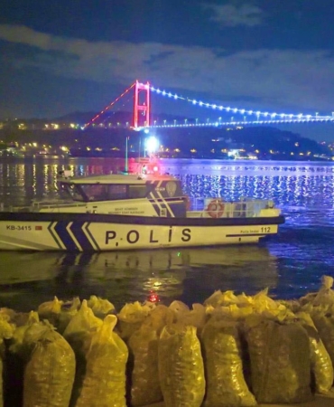istanbulda-2-ton-350-kilogram-kacak-midye-ele-gecirildi-wEjLuShI.jpg
