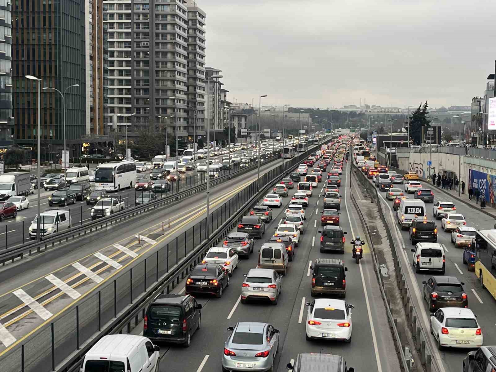 istanbulda akaryakit zammi trafige yansimadi 1 PUGuhvrU