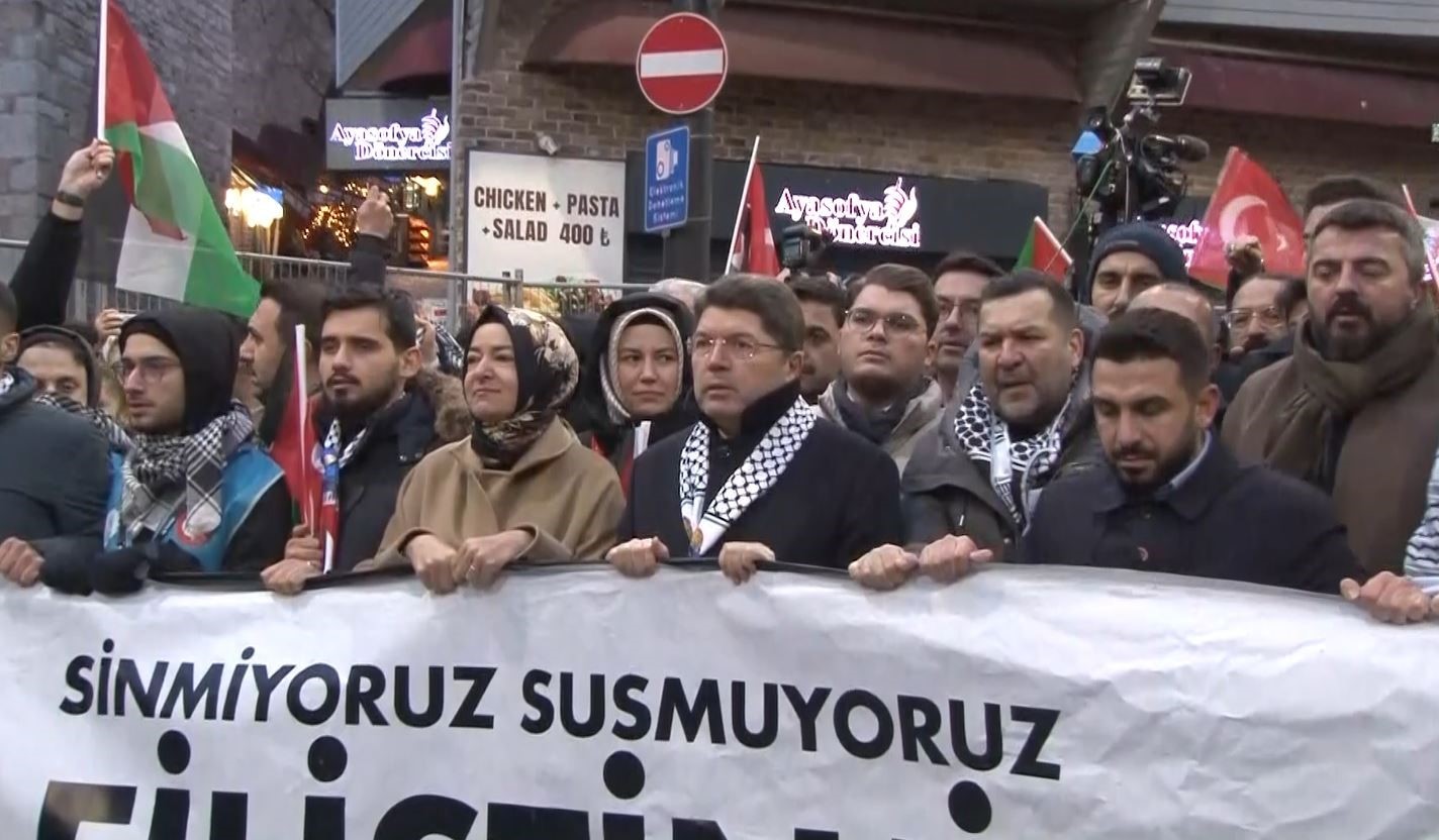 istanbulda buyuk gazze yuruyusu 1 N28llplH