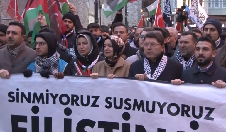 istanbulda-buyuk-gazze-yuruyusu-yXGBU9Ly.jpg