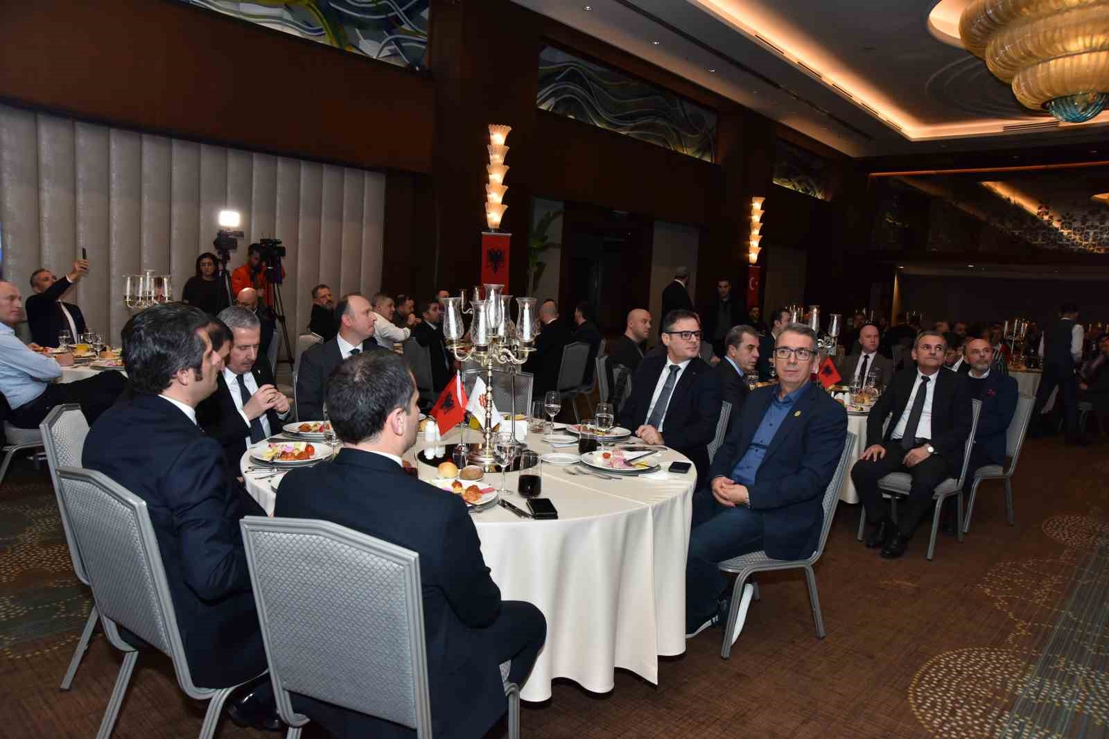 istanbulda dev ekonomi zirvesi balkan cografyasi ile turkiye arasindaki ticaret masaya yatirildi 1 cNM3G8qB