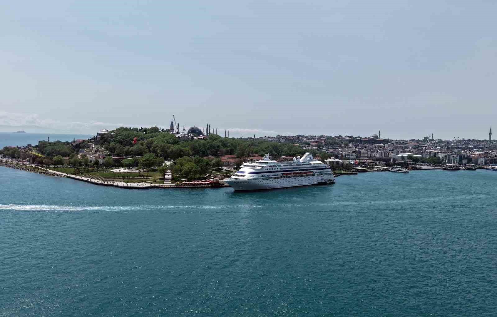 istanbulda dev kruvaziyer yogunlugu havadan goruntulendi 7 a1AOziFZ