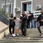 istanbulda-harac-istedikleri-is-yerlerini-kursunlayan-ve-tehditte-bulunan-5-supheli-adliyeye-sevk-edildi-XXNb1uCS.jpg