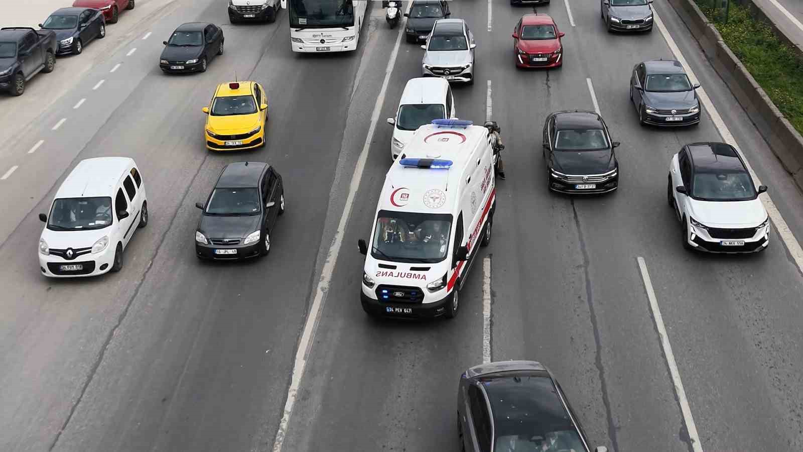 istanbulda hayat kurtaran kadin suruculer 4 gK8yXeDn