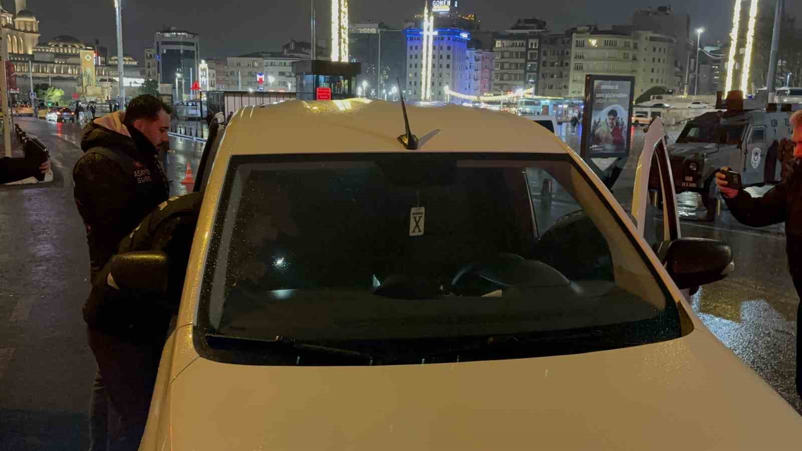 İstanbul’da helikopter destekli ‘Huzur İstanbul’ uygulaması 4 istanbulda helikopter destekli huzur istanbul uygulamasi 0 UC8raynL
