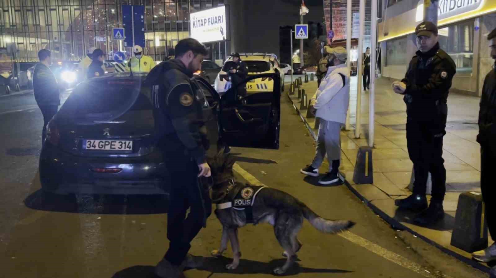istanbulda helikopter destekli huzur istanbul uygulamasi 2 UtzIiqLe