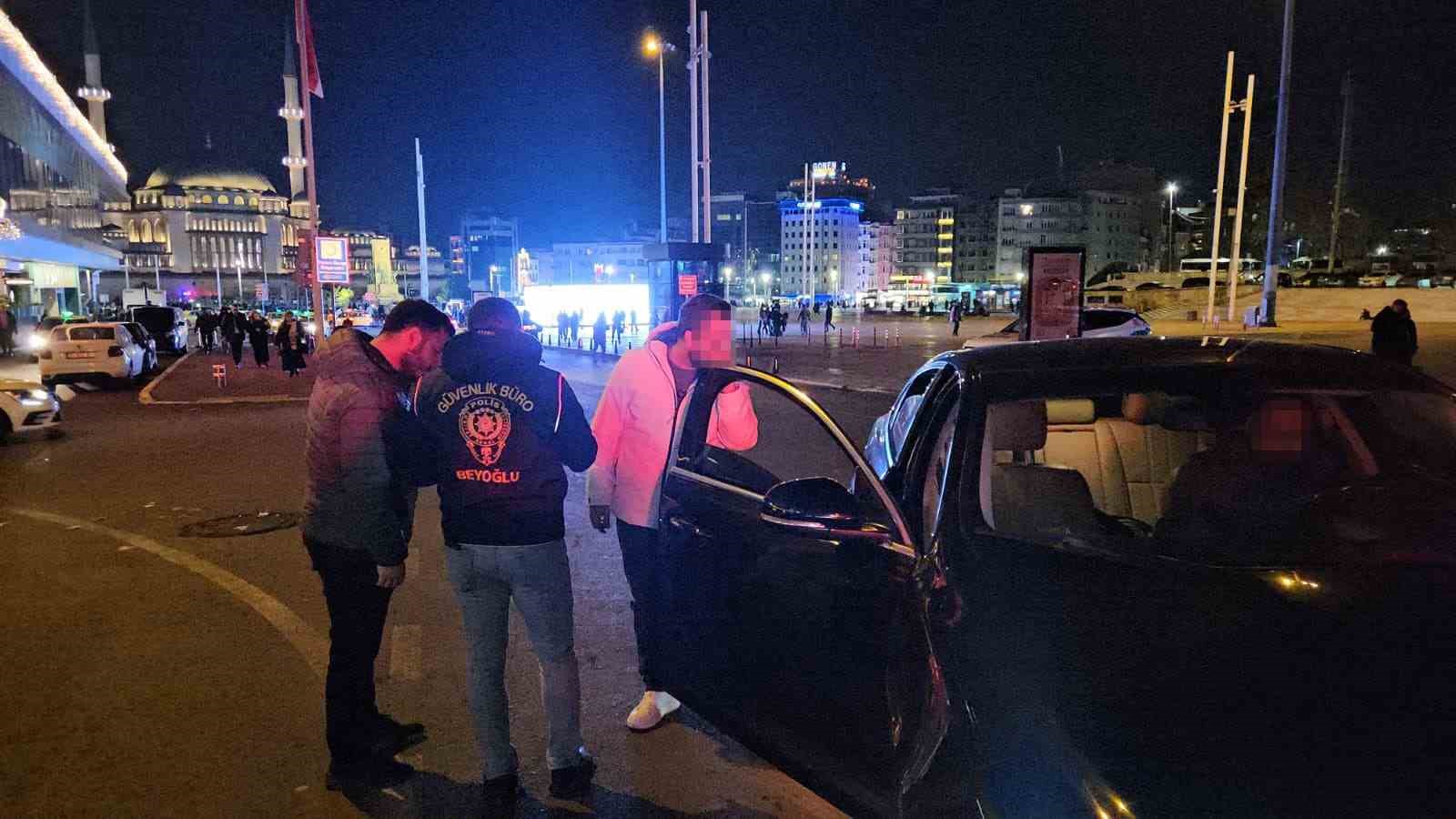 istanbulda huzur istanbul uygulamasi 4 QCQ7X6EG