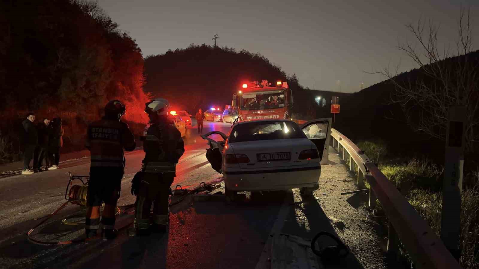 istanbulda iftar saatinde feci kaza 1 olu 2 yarali 4 ULH2kz5F