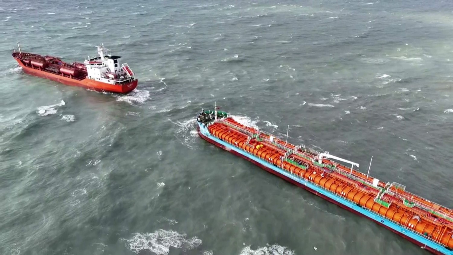 İstanbul’da iki tanker acil durum çağrısında bulundu, gemiler havadan görüntülendi 7 istanbulda iki tanker acil durum cagrisinda bulundu gemiler havadan goruntulendi 3 Z1Mp7iGO