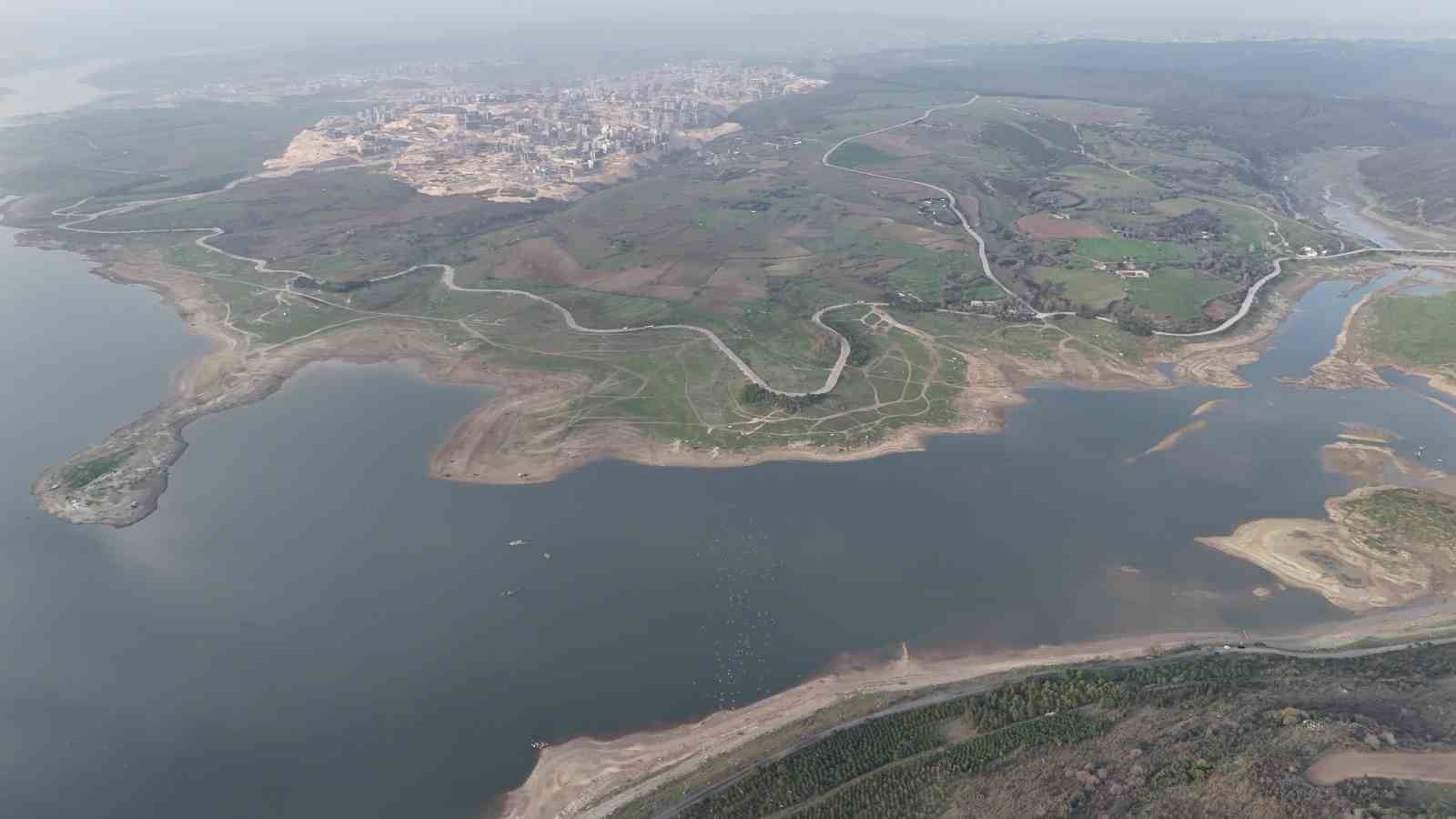 istanbulda isi adalari yagislari engelliyor barajlar alarm veriyor 0 MjdZmUJy
