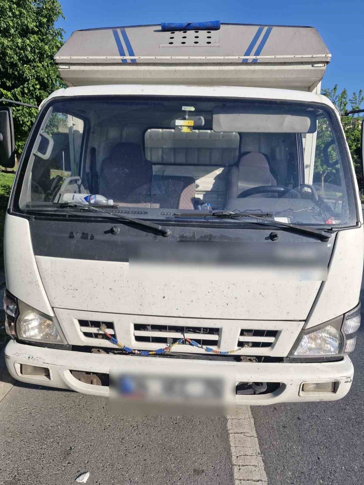 İstanbul’da kaçak kurbanlık operasyonu: Kaçak 126 kurbanlık yakalandı, sürücülere ceza yağdı 6 istanbulda kacak kurbanlik operasyonu kacak 126 kurbanlik yakalandi suruculere ceza yagdi 2 5MlENRdu