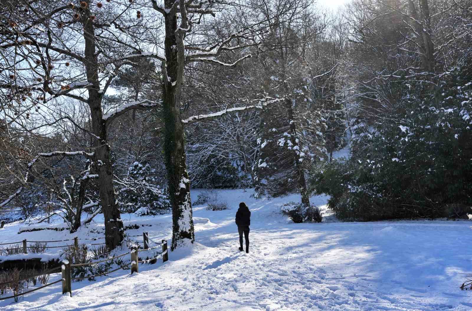 istanbulda kar goremeyenler ataturk arboretumuna geldi 12 6bLSyvv9