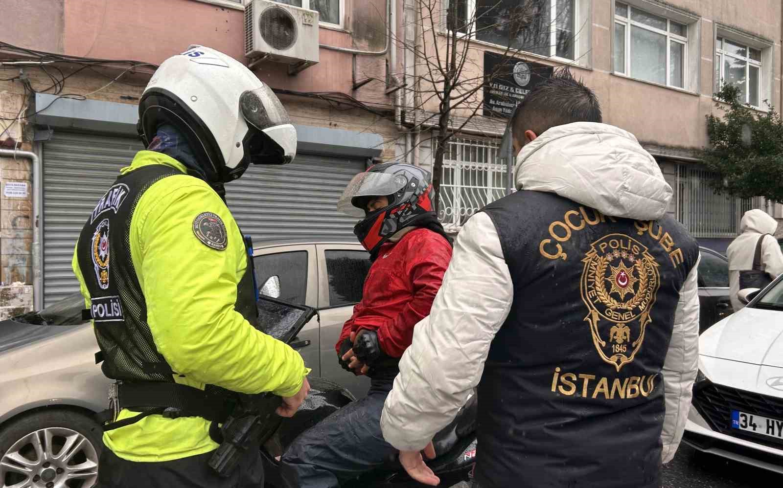 istanbulda okul cevrelerinde denetim 0 SRDRLO2G