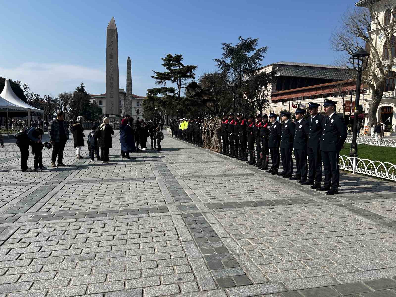 istanbulda polis haftasi kortejine yogun ilgi 0 kmdpdfEY