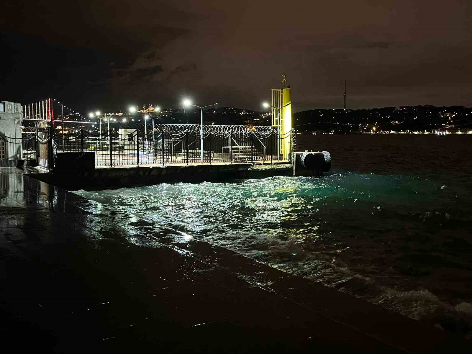istanbulda sabah saatlerinde lodos etkili oldu 1