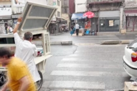 Edirnekapı Şehitliği’nde duygusal anlar: 92 yaşındaki anne gözyaşlarını tutamadı 1 thumbnail