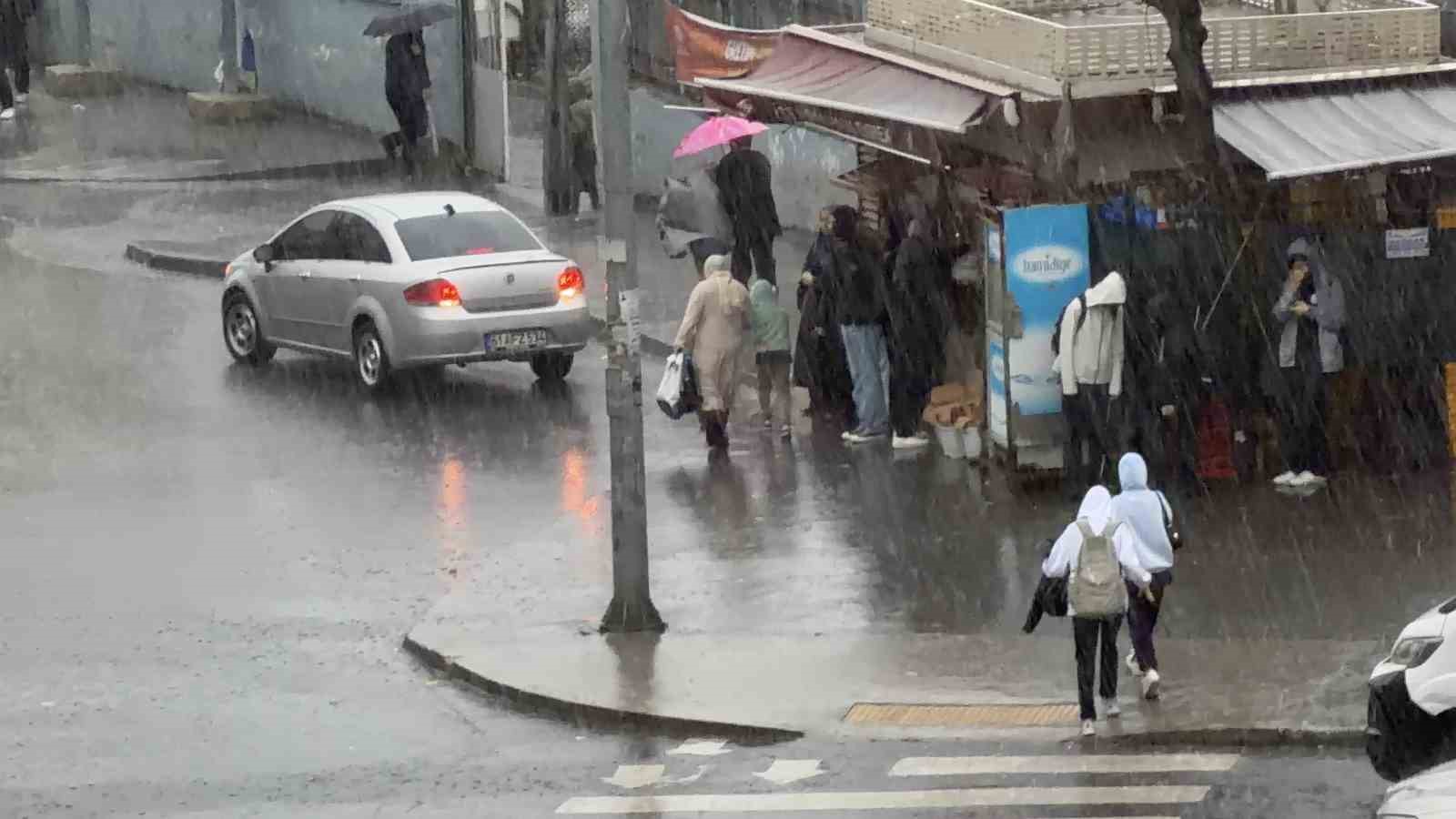 istanbulda siddetli yagis ve lodos etkili oldu 2